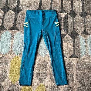 FABLETICS motion360 pocket leggings